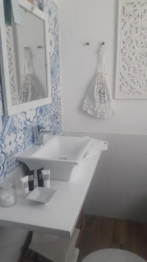Bed and Breakfast La Casa di Nina La Maddalena  Italia