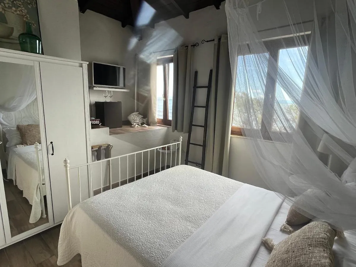 Bed & Breakfast Bed and Breakfast La Casa di Nina La Maddalena