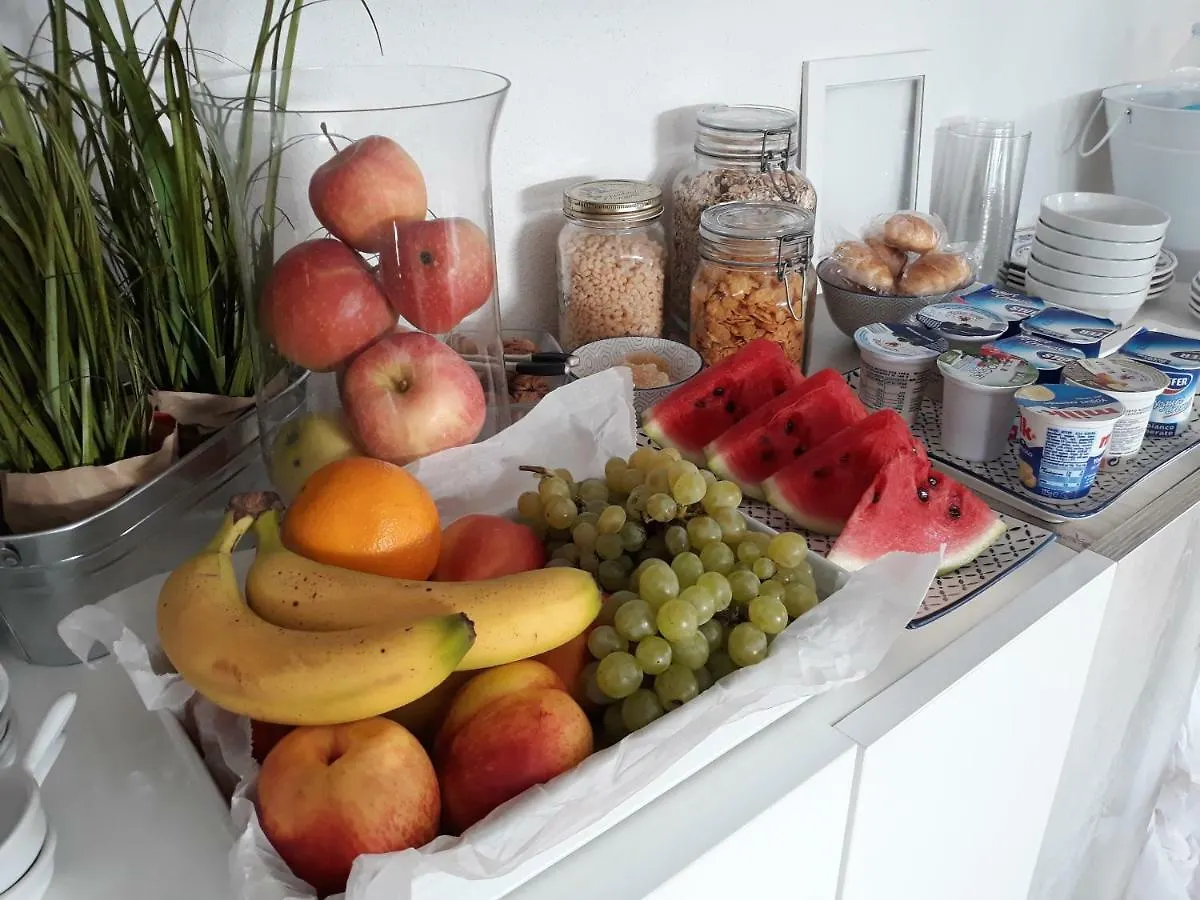 Bed & Breakfast Bed and Breakfast La Casa di Nina La Maddalena