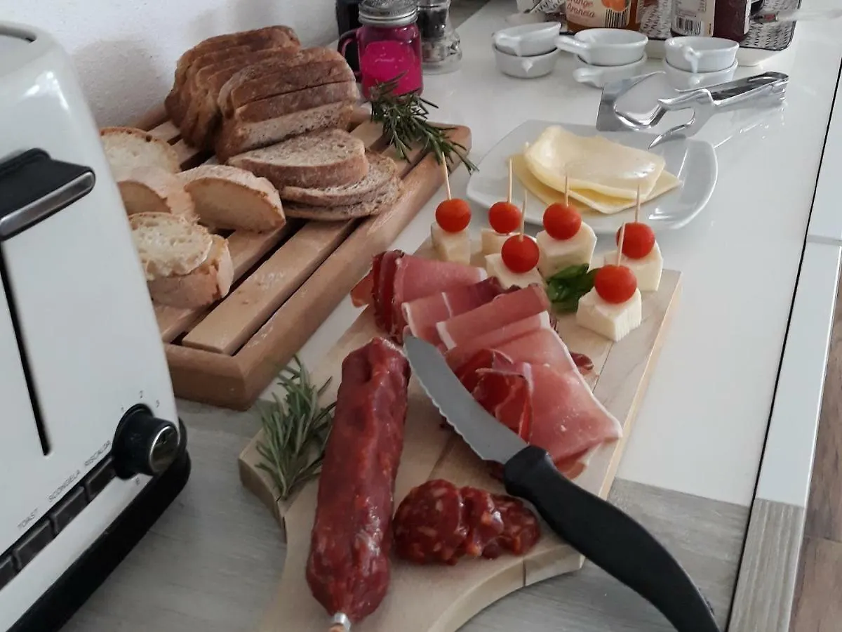 Bed & Breakfast Bed and Breakfast La Casa di Nina La Maddalena