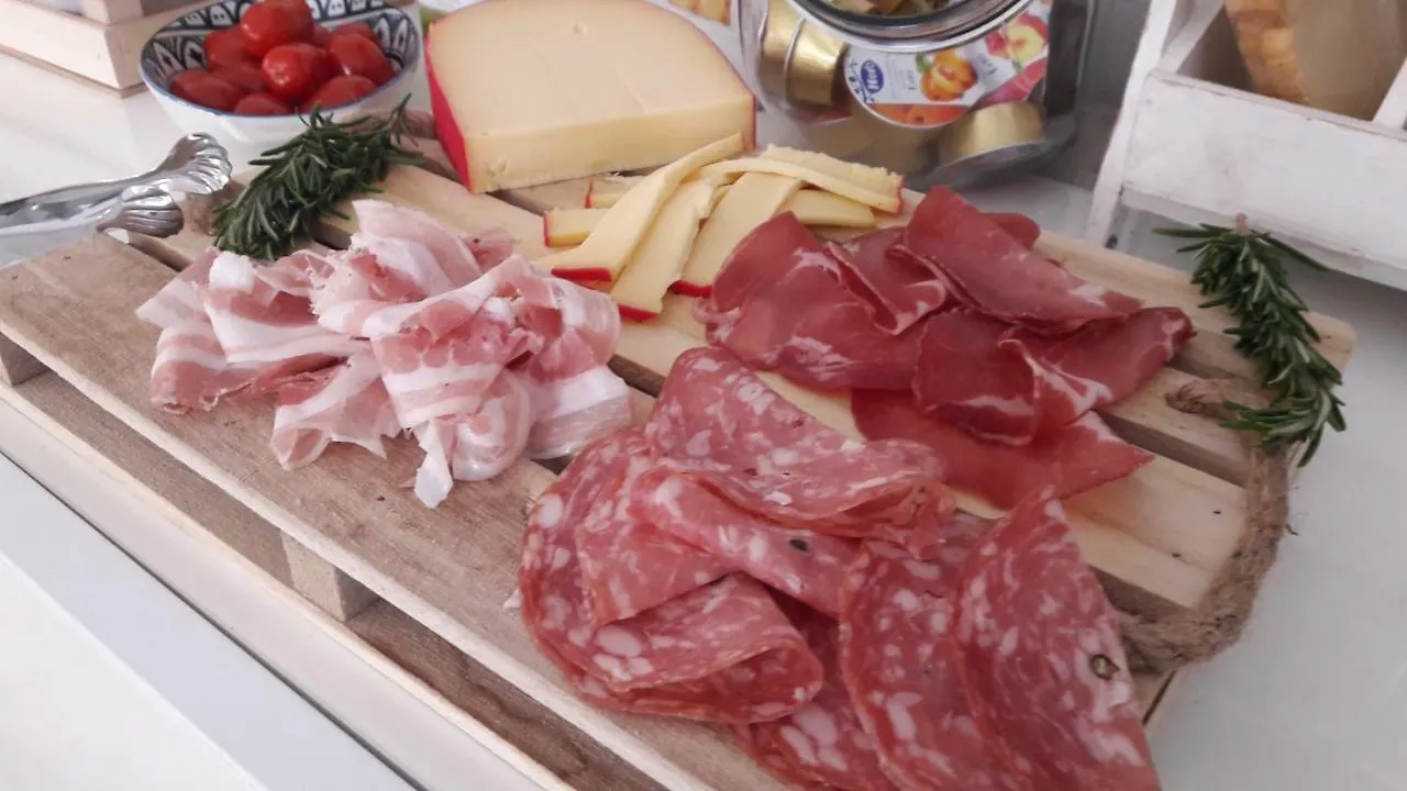 Bed and Breakfast La Casa Di Nina La Maddalena  Italia