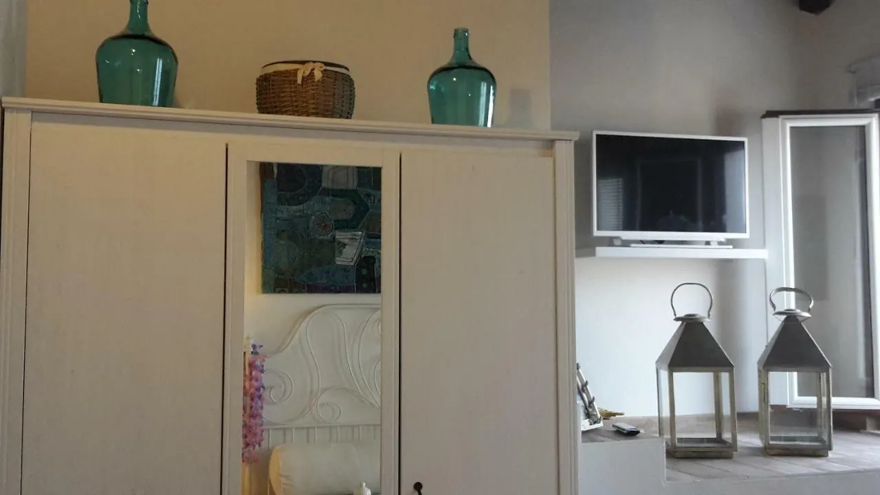 مبيت وإفطار La Maddalena  La Casa Di Nina 0*, La Maddalena (Cagliari) إيطاليا