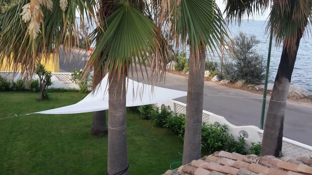 مبيت وإفطار La Maddalena  La Casa Di Nina فندق مبيت وإفطار La Maddalena (Cagliari)