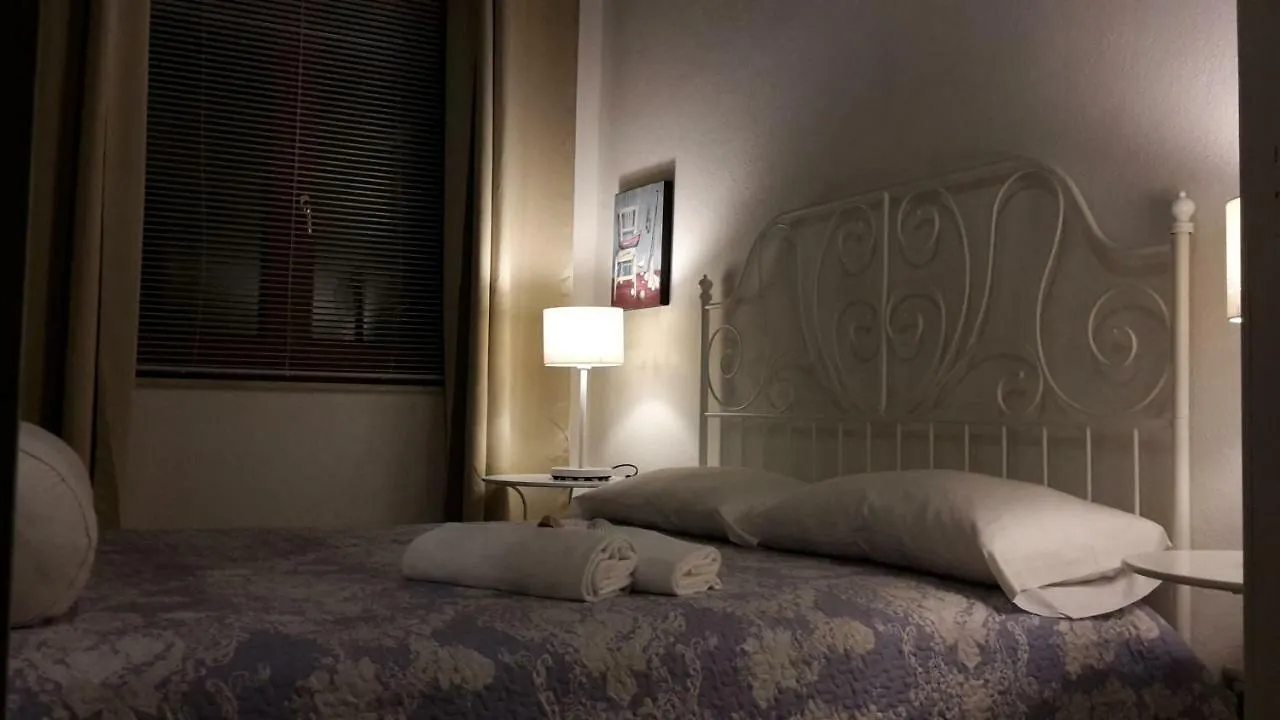 Bed and Breakfast La Casa di Nina La Maddalena  Bed & Breakfast La Maddalena (Cagliari)